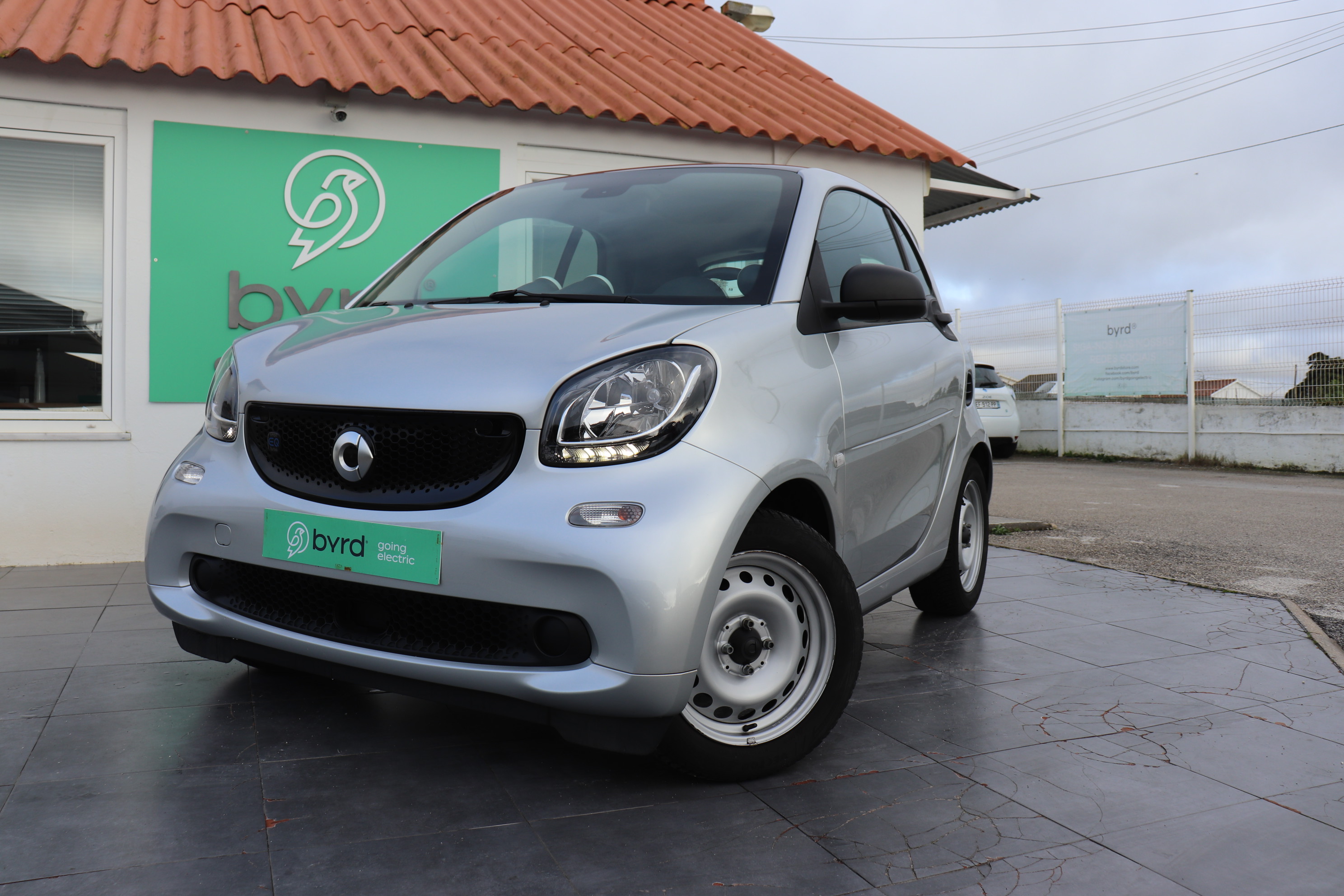 Smart Fortwo EQ Prime cinzento